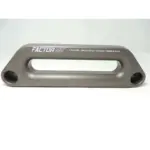 Factor 55 Hawse Offset Seilfenster 1,5 Zoll Aluminium grau