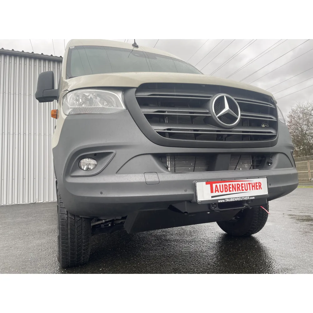 WARN Seilwindenanbausatz für Mercedes Sprinter 907 inkl. Seilwinde VR EVO 10s