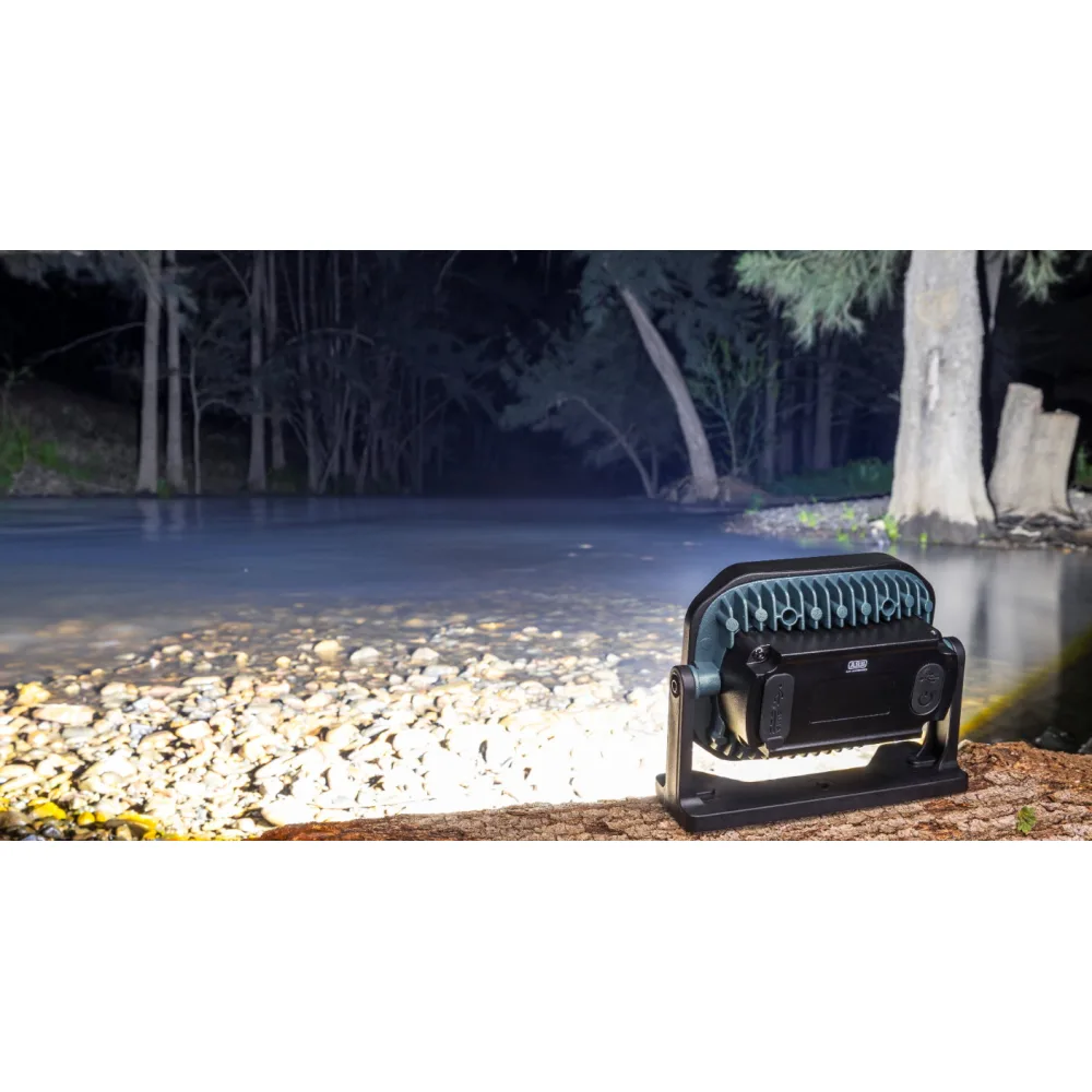 ARB Horizon Floodlight LED-Flutlicht 2000/4000 lm mit 4000 mAh Li-Ion Akku