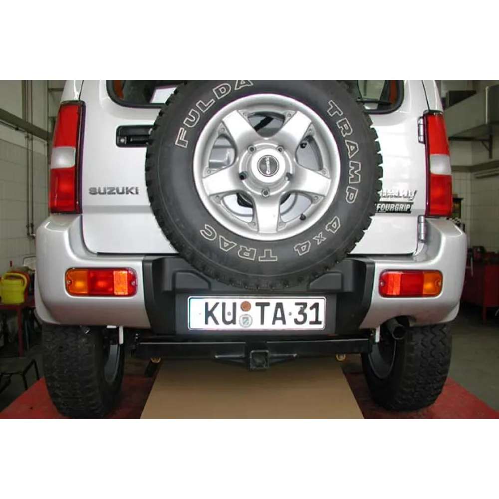 GWTEC Streueraufnahme 100l Streuer für Suzuki Jimny bis 2018
