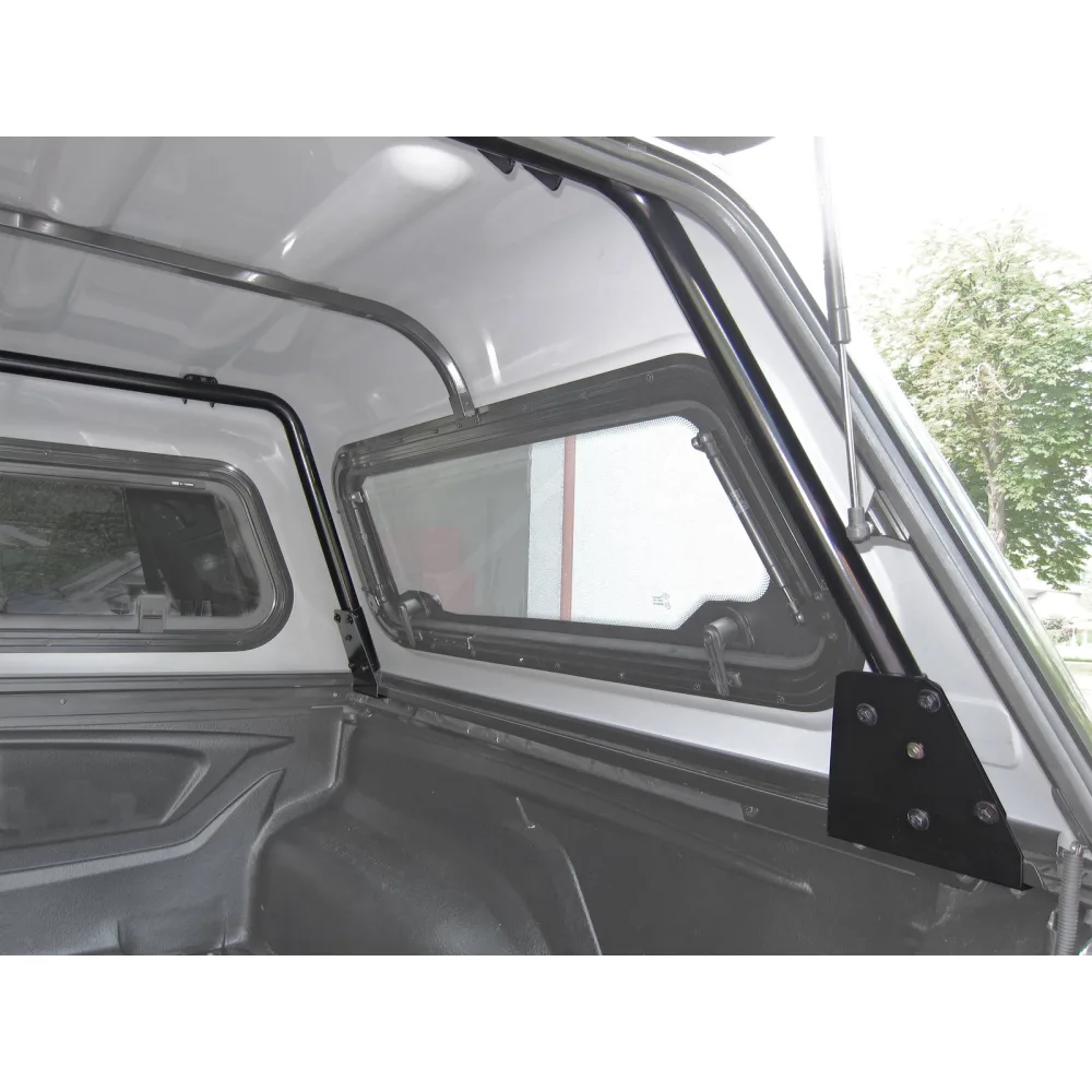 ARB Dachträgerset innen für Mitsubishi L200 Doka ab 2015, flaches Hardtop