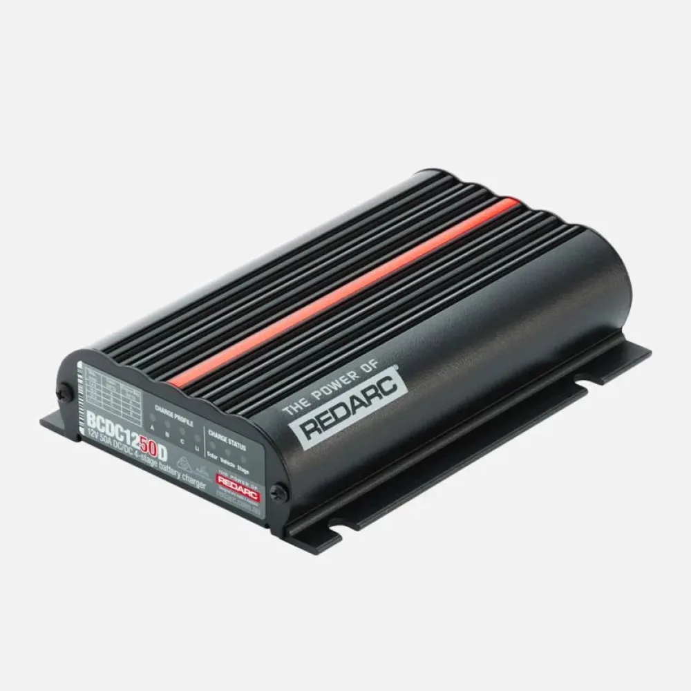 REDARC BCDC1250D Batterie-Ladegerät DC-DC 12V 50A mit MPPT-Solarregler