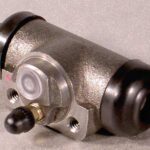 Radbremszylinder, links mit ABS, TJ, 96 - 04