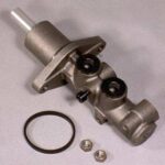 Hauptbremszylinder mit Bremstrommeln an Hinterachse, mit ABS, ZJ