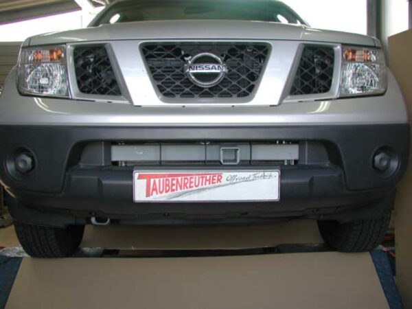 Frontaufnahme Nissan D40/Pathfinder, inkl. Abdeckung