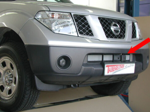 Frontaufnahme Nissan D40/Pathfinder, inkl. Abdeckung