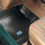 Gummi-Fußmattenset vorne schwarz Husky Liners CJ: 76 - 86