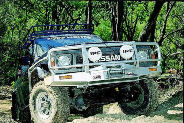 ARB-WINDENSTOSSSTANGE PATROL GR, Y60 #3416110, *TN*