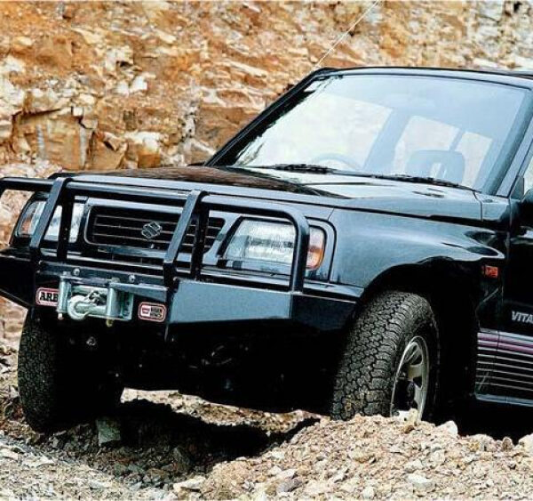 ARB-WINDENSTOSSSTANGE VITARA 2-TRG. #3426010 BIS 19