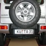 Streueraufnahme 100l Streuer, Suzuki Jimny alle Modelle (ohne AHK)