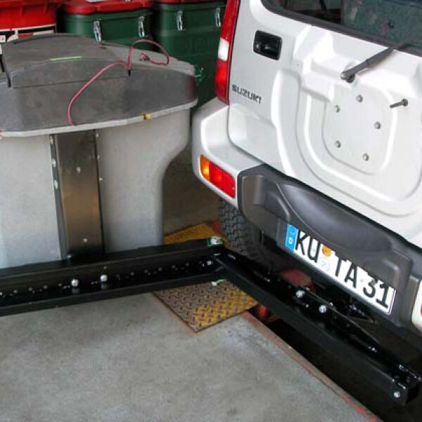 SCHWENKKONSOLE FÜR 100 L STREUER, FÜR 2" AUFNAHME