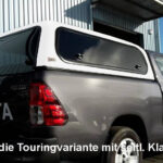 TOURING HARDTOP FÜR TOYOTA HILUX AB'15 XTRA FLACH, GLATT, SEITL. KLAPPFENSTER