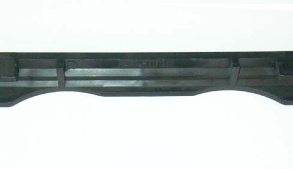 Halter für Stirnbodenleisten DIN, 3,7L