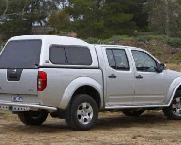 ARB-TOP Nissan D40, Doka '05 hoch, ohne Ausschnitt