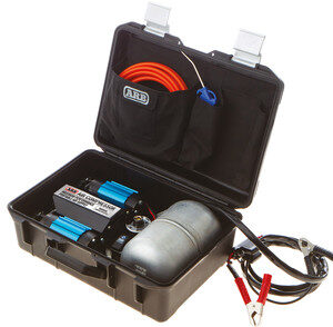 ARB-DOPPELKOMPRESSOR 24-VOLT, CKMTP24, INKL. ZUBEHÖR, 6M SCHLAUCH UND 4 L TANK,