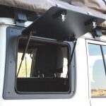 Front Runner Aluminium Gullwing Fenster (rechte Seite) für den Toyota Land Cruiser 70