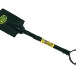 4x4 Spaten mit Axt-Kante