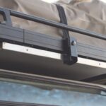 Front Runner Arbeits-Tisch mit Waschbecken Mit Unterbauschiene für den Slimline II