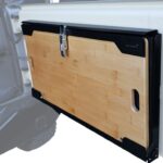 Klapptisch für die Fahrzeugheckklappe Jeep Wrangler JL / JLU